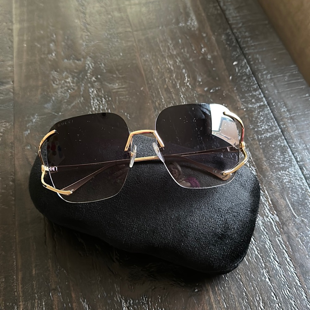 Gucci sunglasses
